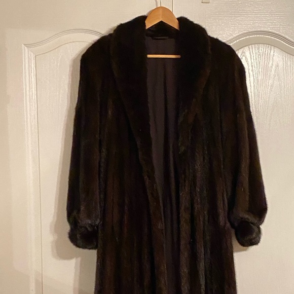 Finland Female Full Length Mink
